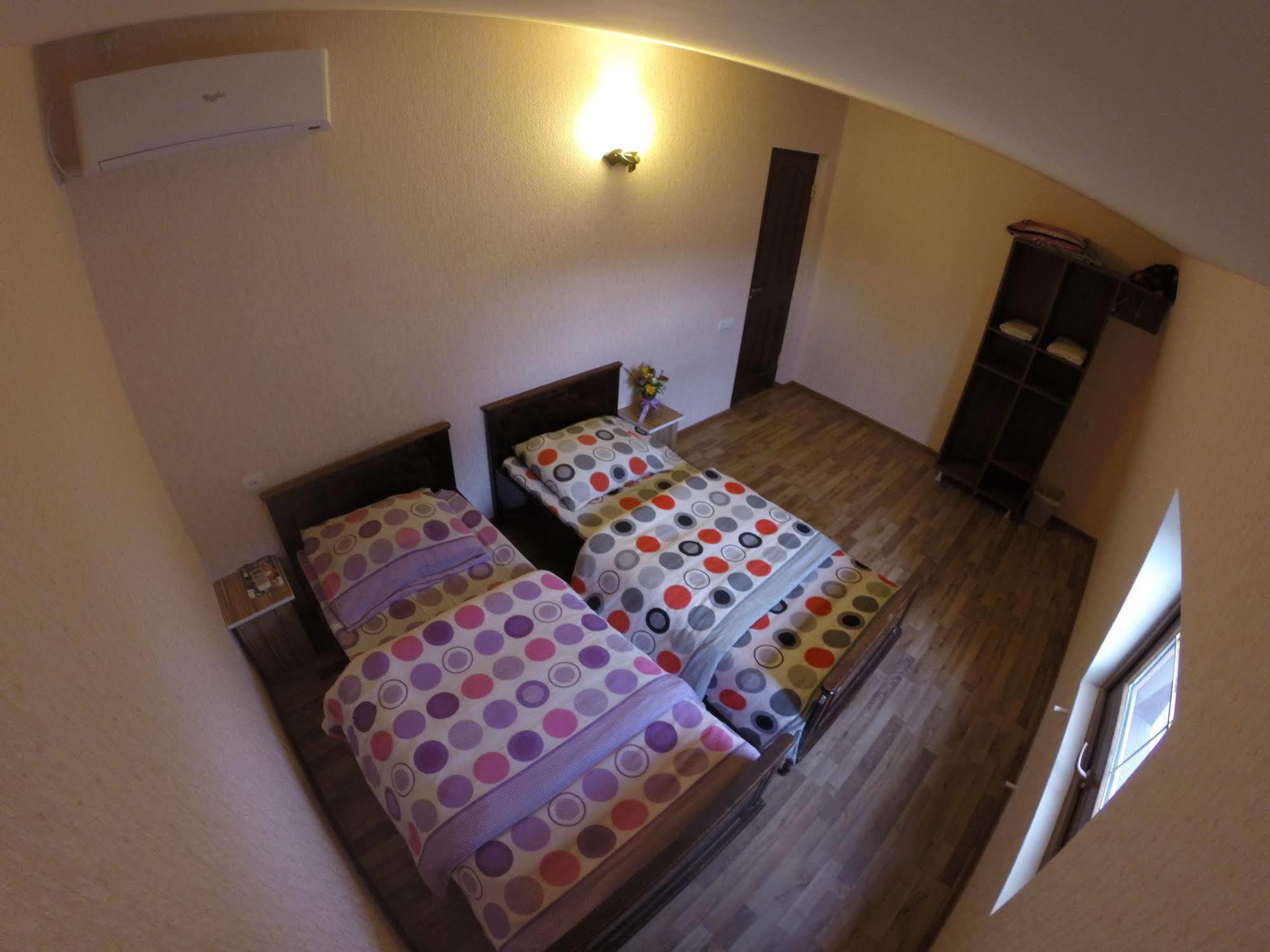 Glide Hostel يريفان المظهر الخارجي الصورة
