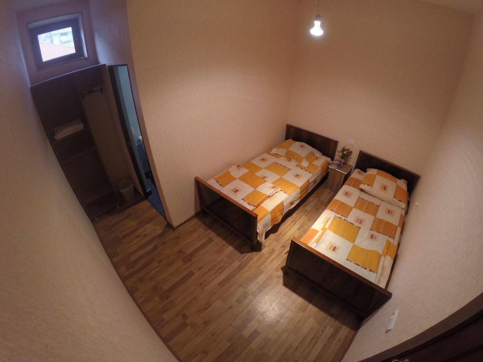 Glide Hostel يريفان المظهر الخارجي الصورة