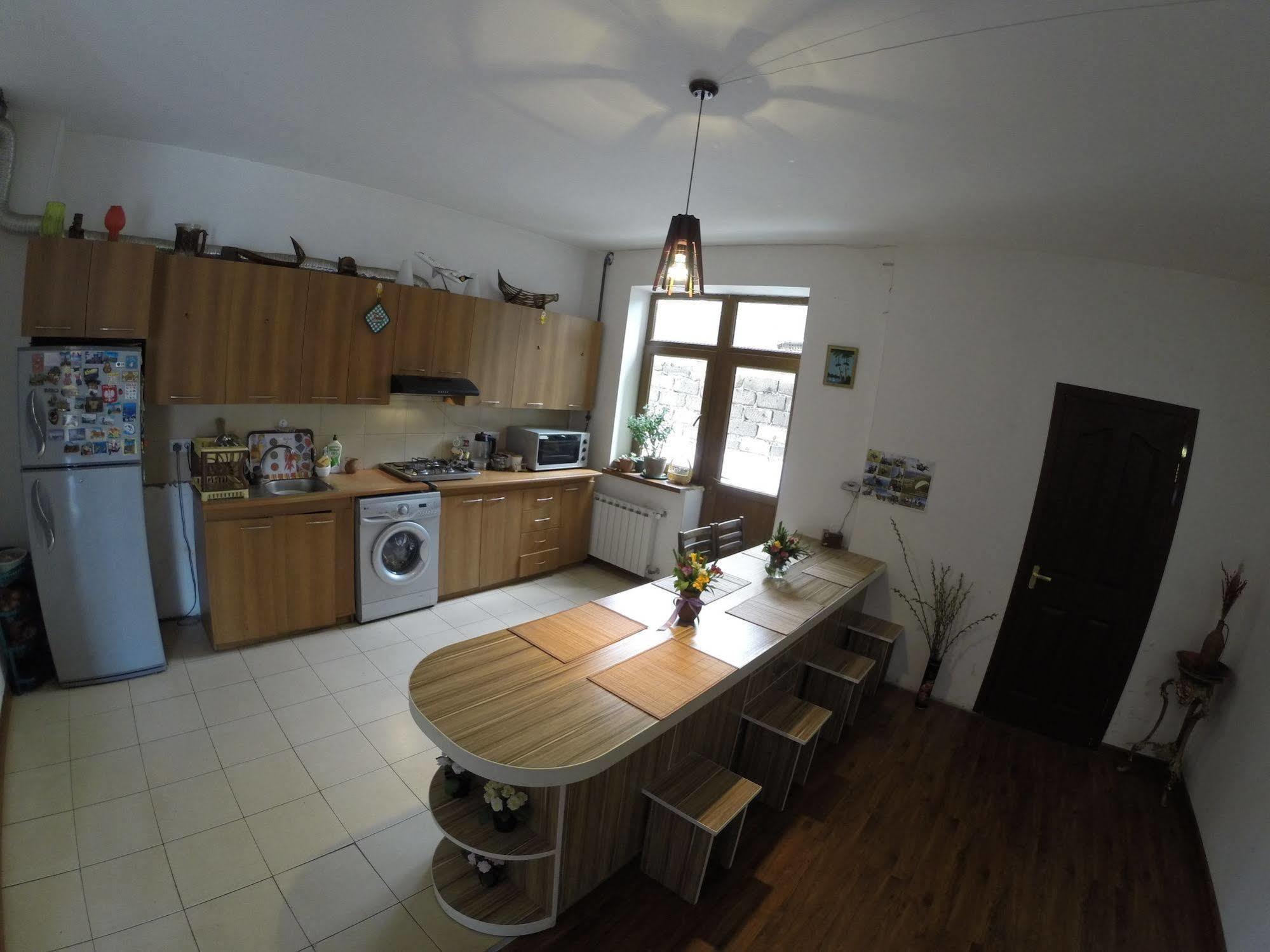 Glide Hostel يريفان المظهر الخارجي الصورة